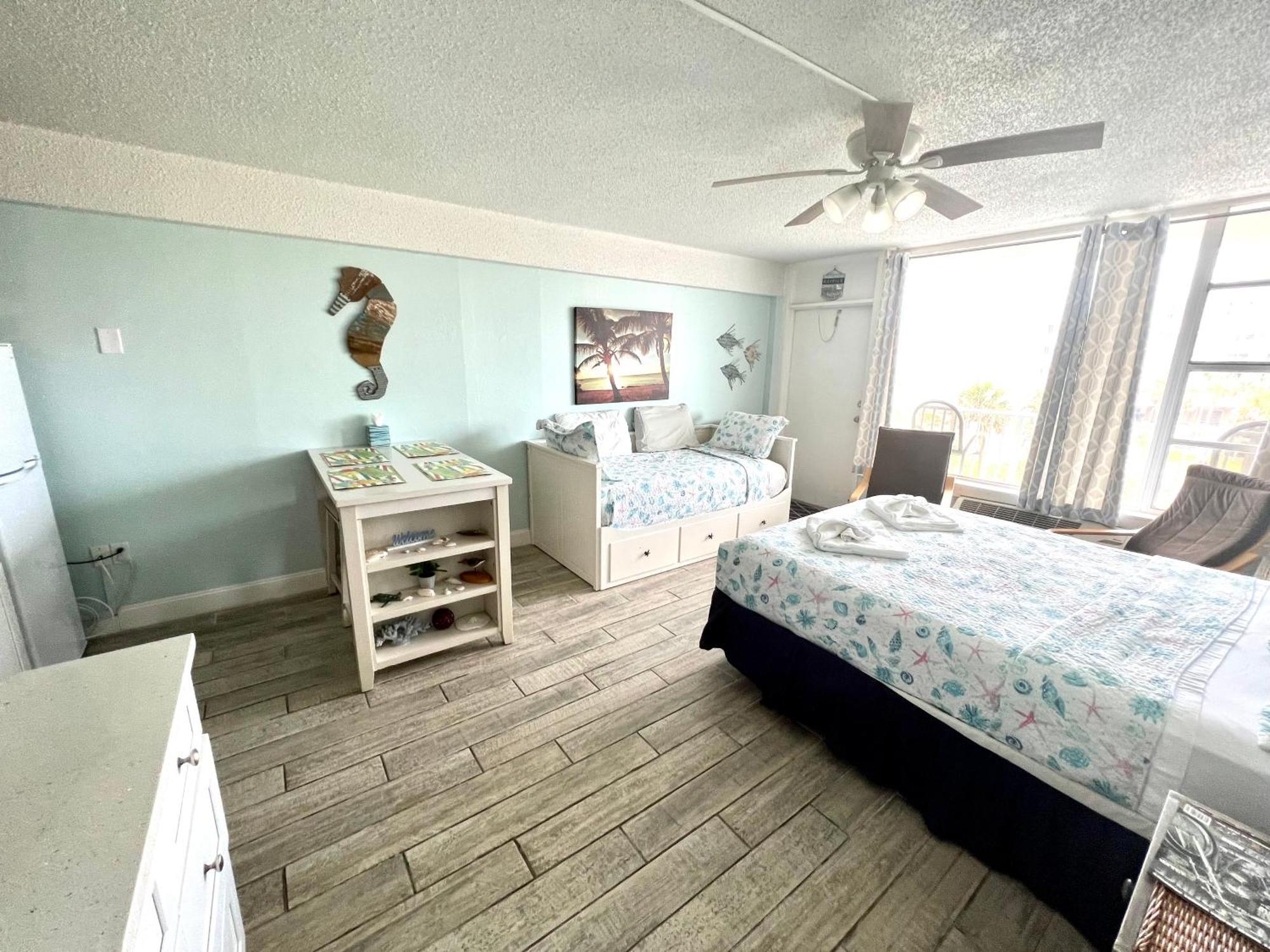 I Need A Vacay Now! Remodeled Studio Дейтона-Бич Экстерьер фото